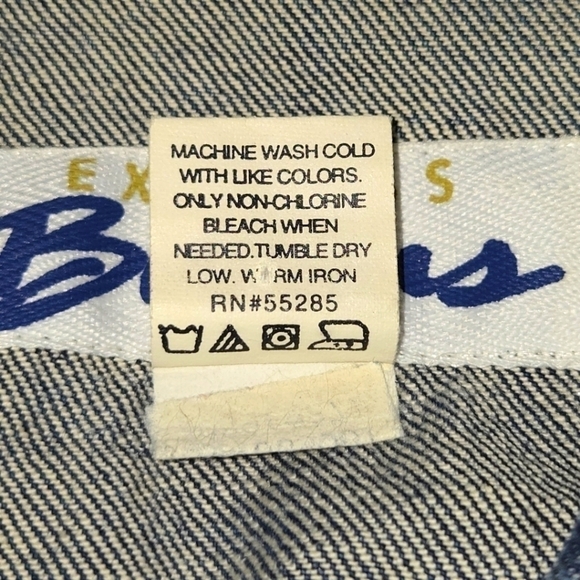 Express Bleus Womens Vintage Classic Dark Wash Denim Jean Jacket Size Small - Picture 10 of 11